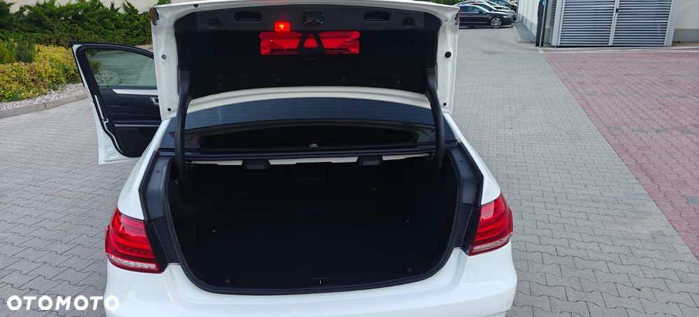 Mercedes-Benz Klasa E 250 CDI 4-Matic Avantgarde - 14