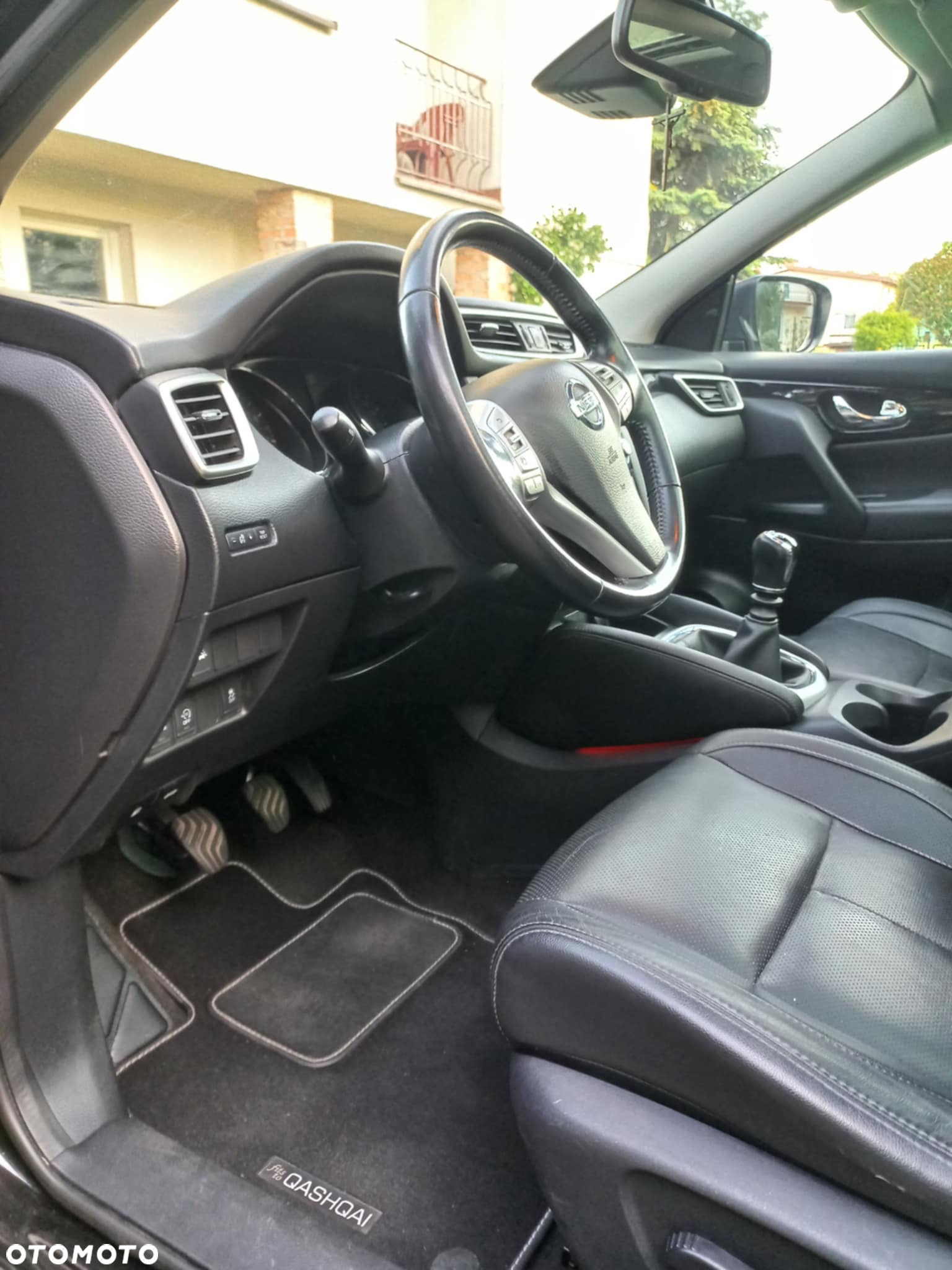 Nissan Qashqai 1.2 DIG-T Tekna - 12