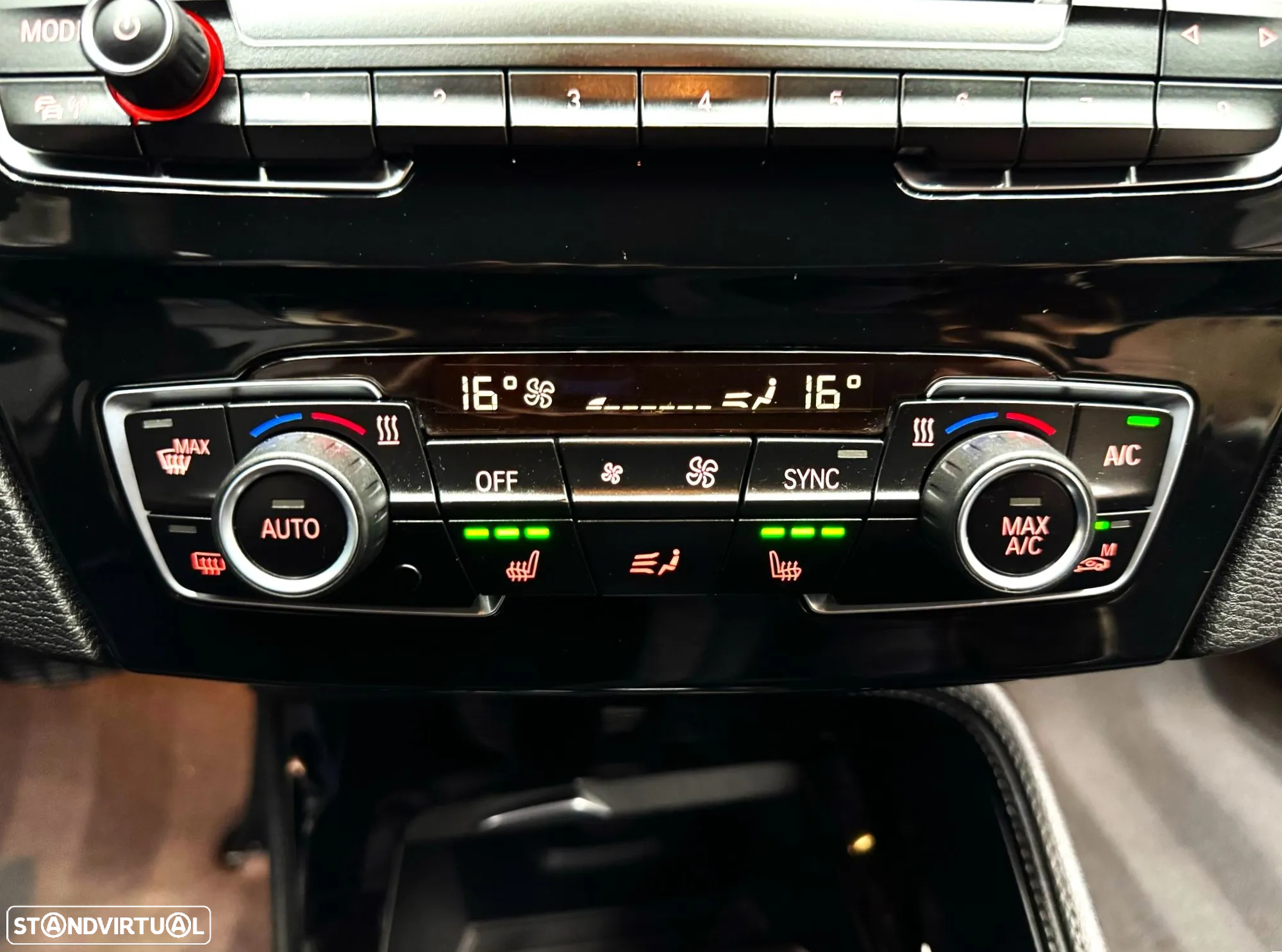 BMW X1 18 d sDrive Auto Line Sport - 5