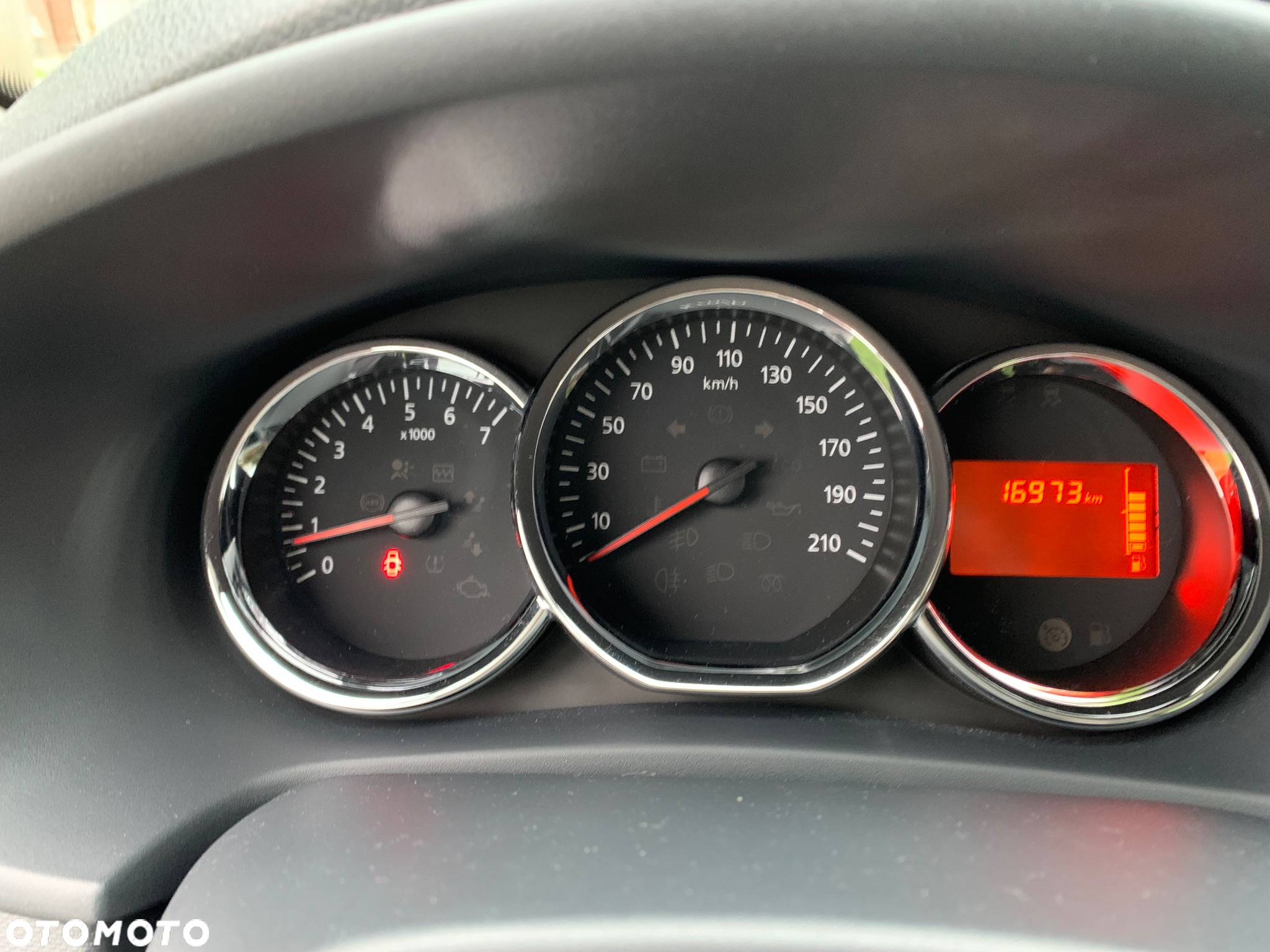 Dacia Sandero 1.2 16V 75 Celebration - 12