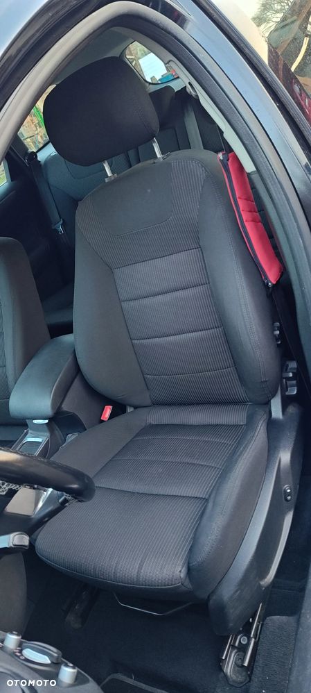 Ford Mondeo 2.0 EcoBoost Titanium - 34