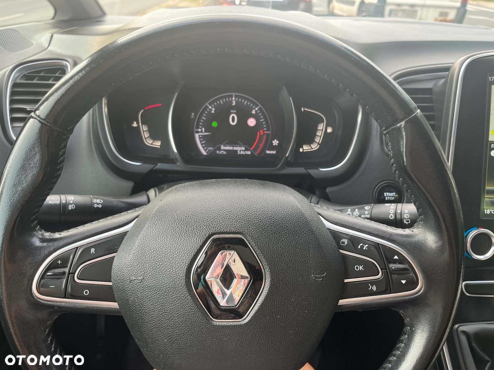Renault Scenic - 5