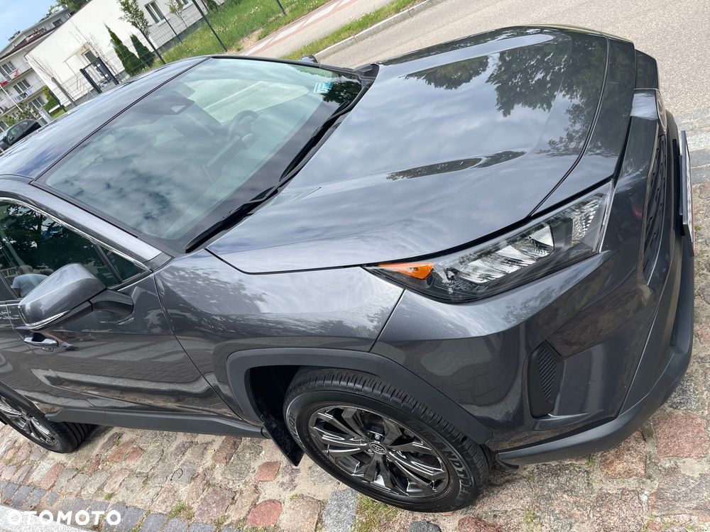 Toyota RAV4 - 1