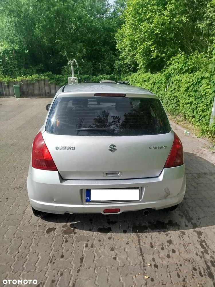 Suzuki Swift - 5