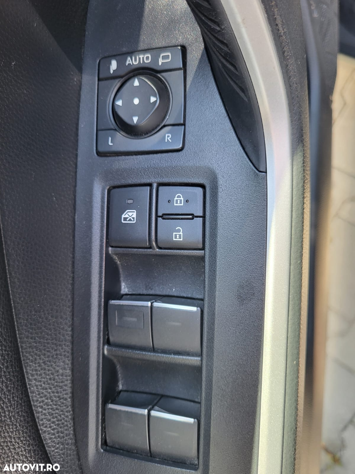Toyota RAV4 2.5 Hybrid VVT-iE 4x2 Dynamic - 12