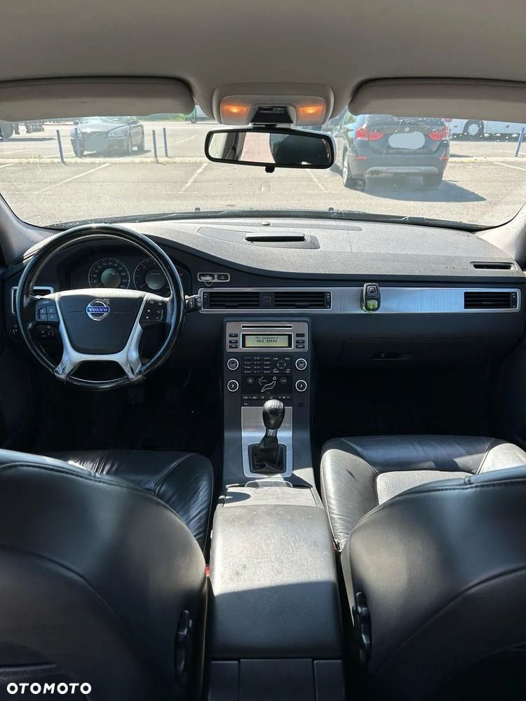 Volvo V70 - 8