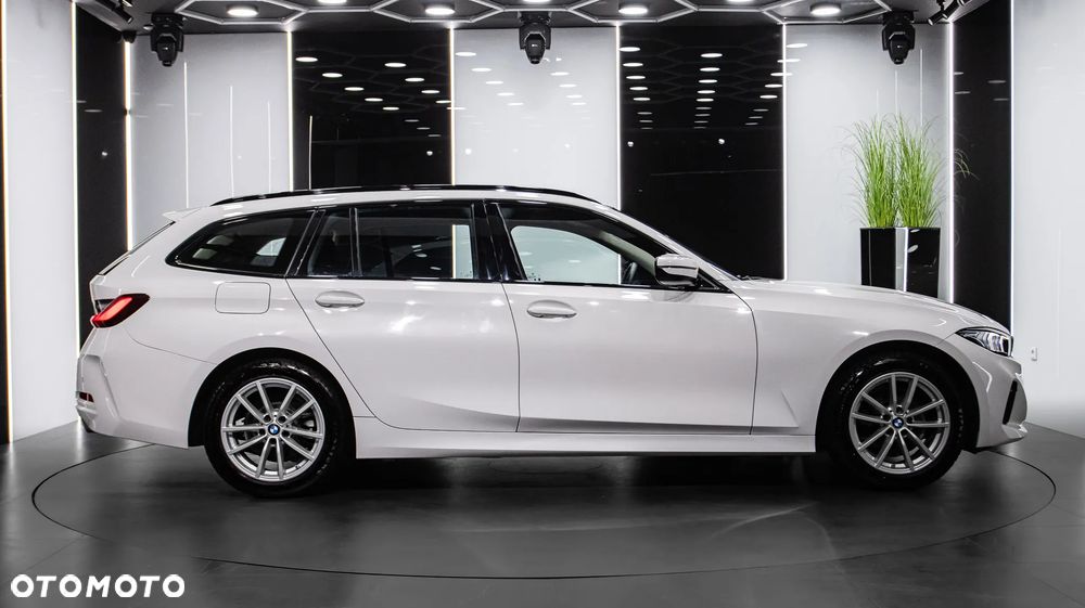 BMW Seria 3 318i Sport Line - 8