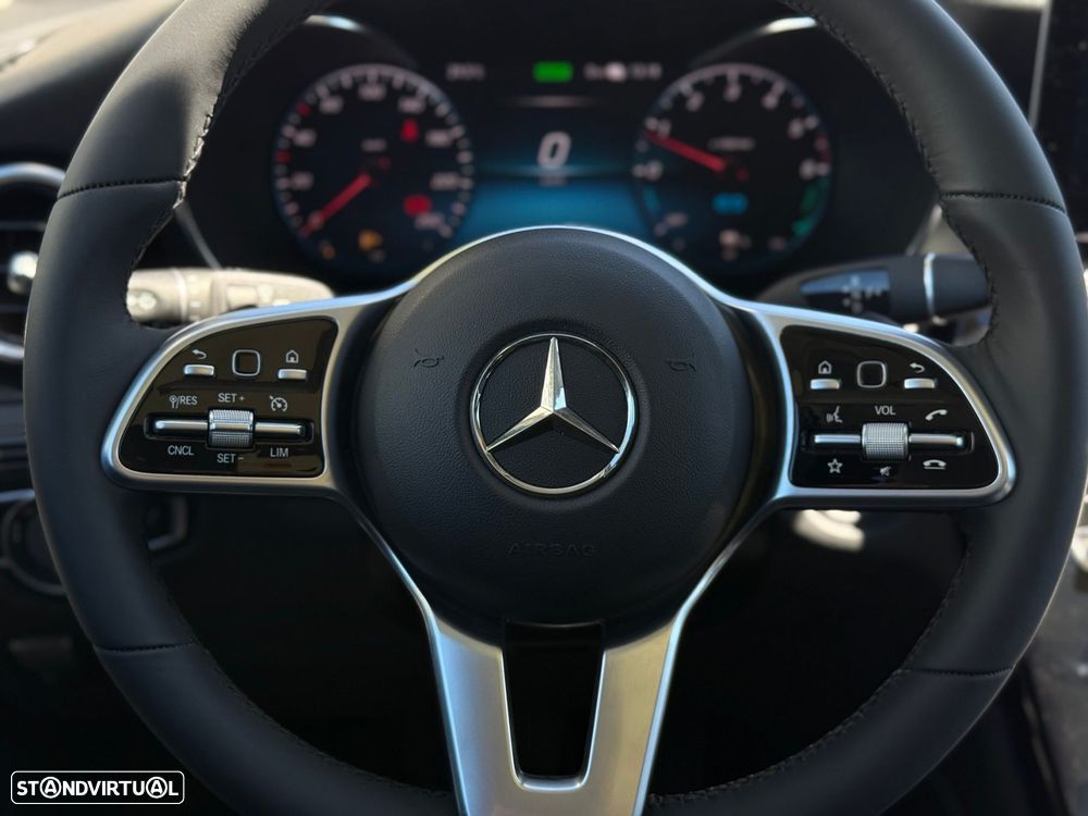 Mercedes-Benz GLC 300 de 4Matic - 33