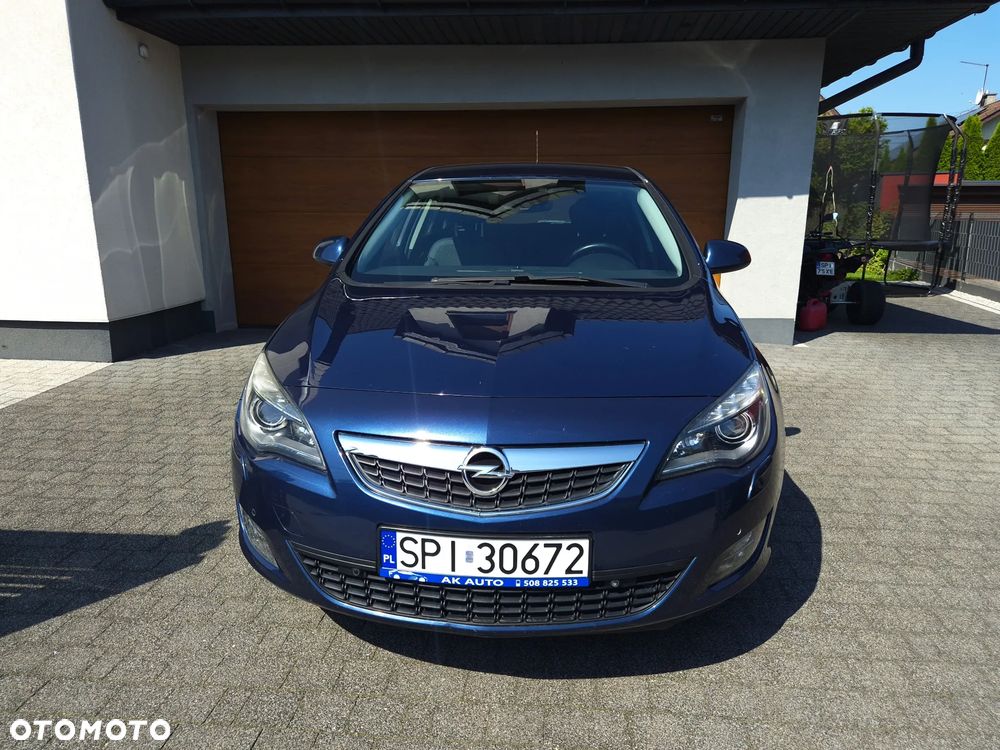 Opel Astra 1.6 Turbo Innovation - 9