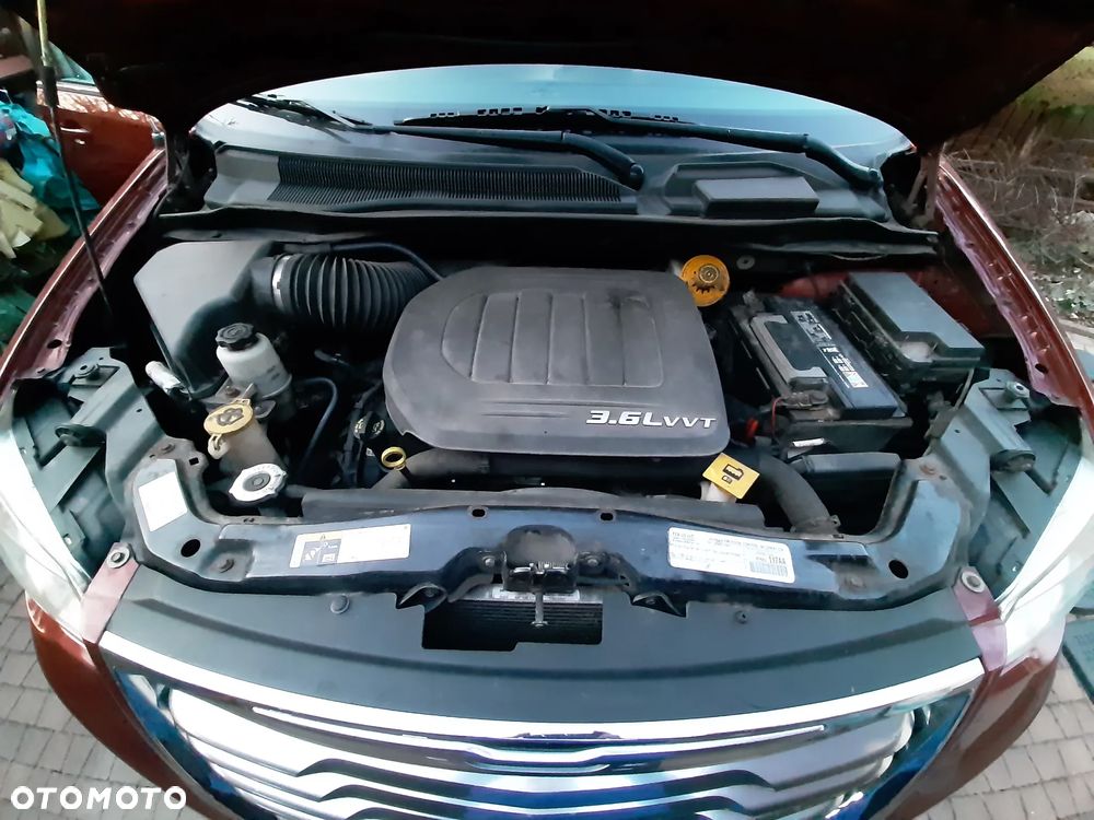 Chrysler Town & Country 3.6 Touring - 18