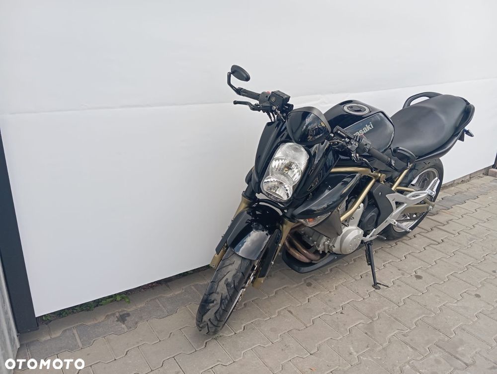 Kawasaki ER - 4