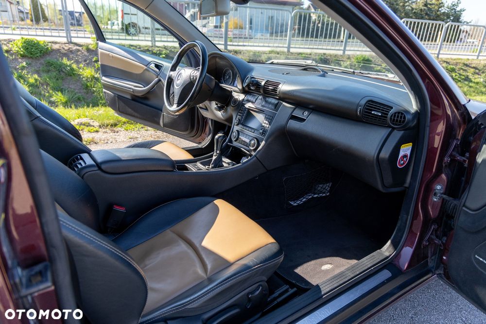Mercedes-Benz Klasa C 180 Kompressor - 18