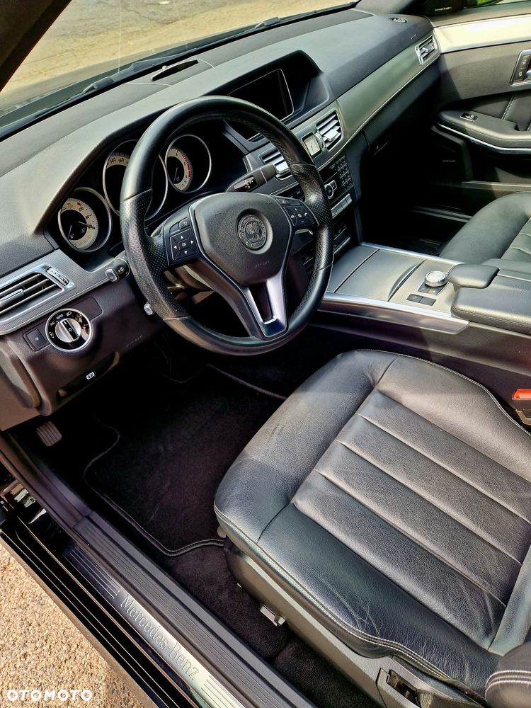 Mercedes-Benz Klasa E 200 BlueTEC 7G-TRONIC Classic - 13