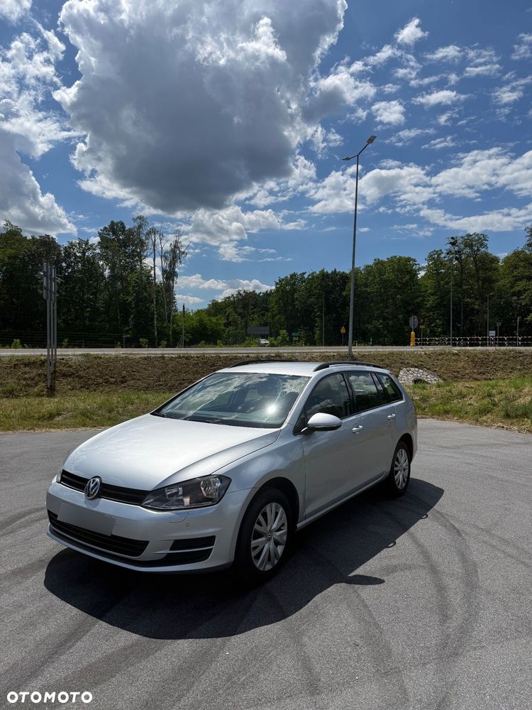 Volkswagen Golf Variant - 11