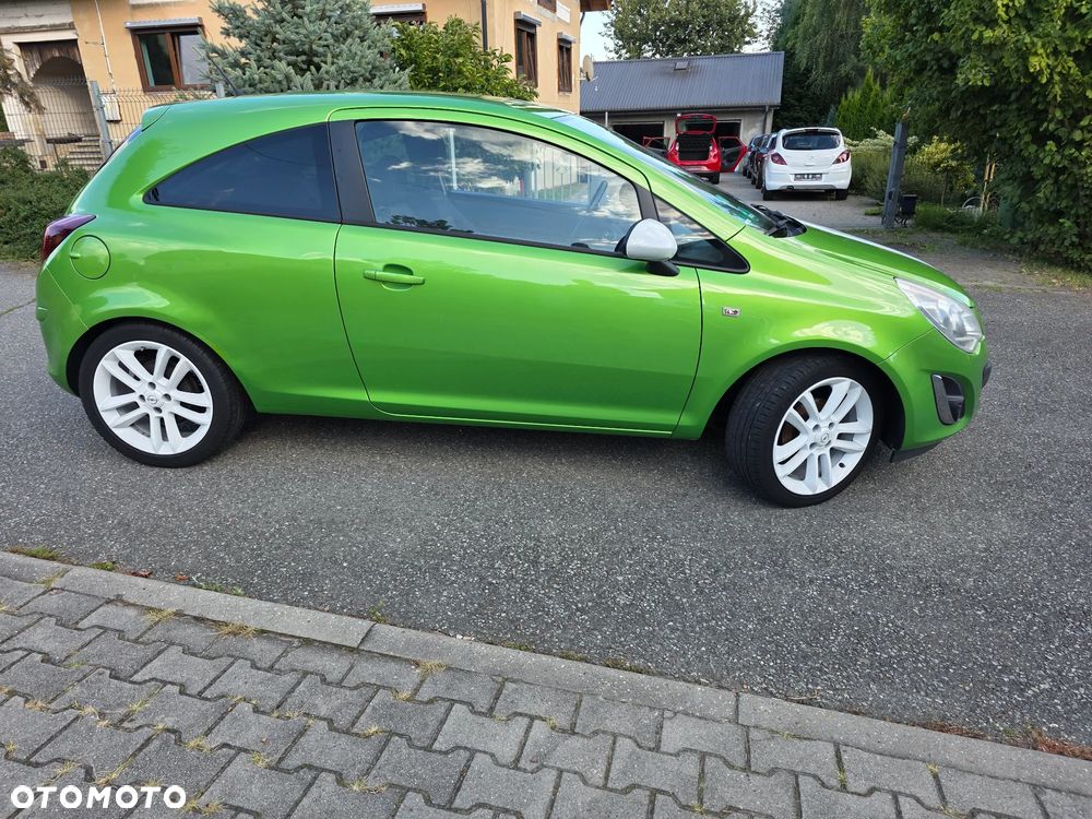 Opel Corsa 1.4 16V Color Edition - 21