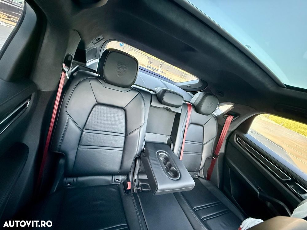 Porsche Cayenne Tiptronic S - 11