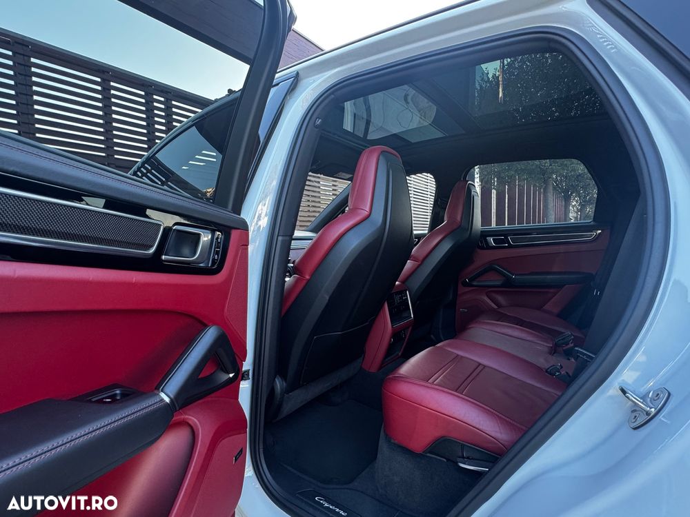 Porsche Cayenne Tiptronic S Platinum Edition - 14