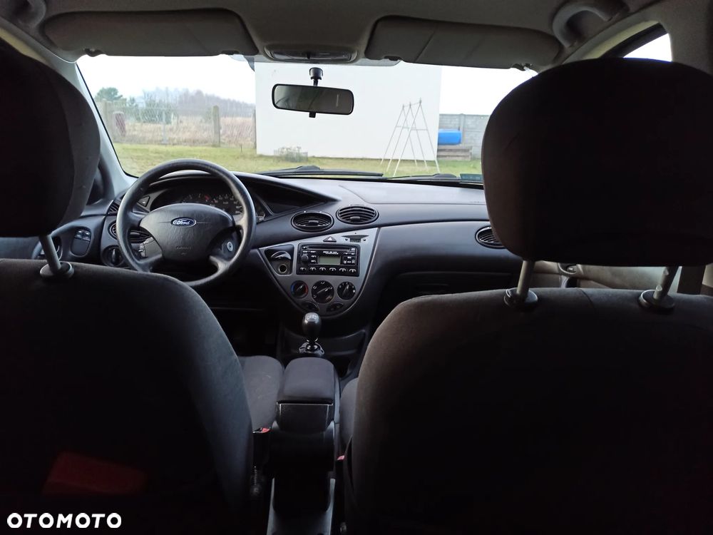 Ford Focus 1.8 TDCi Comfort - 8