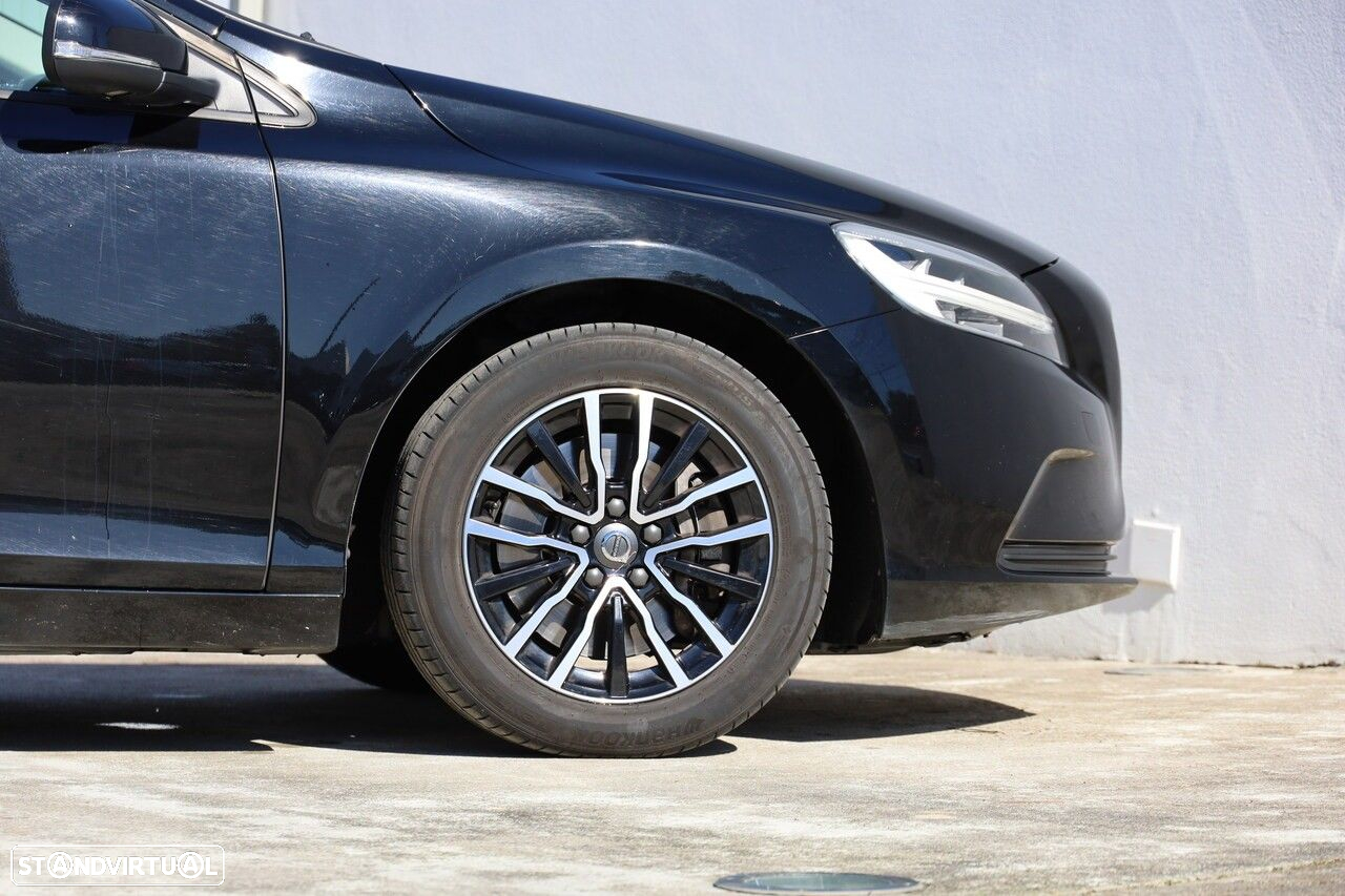 Volvo V40 2.0 D2 Momentum Geartronic - 3