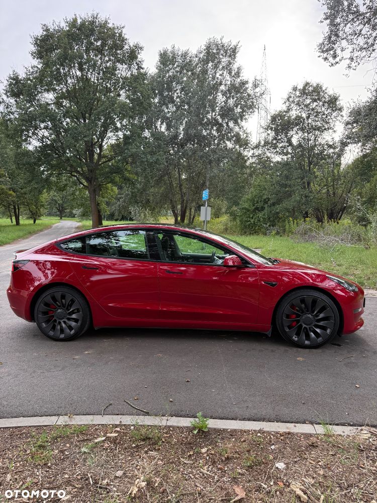 Tesla Model 3 - 9
