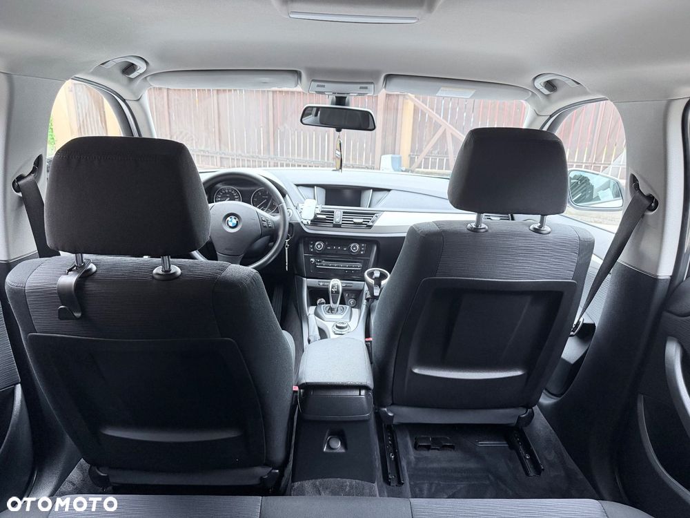 BMW X1 sDrive18d - 18