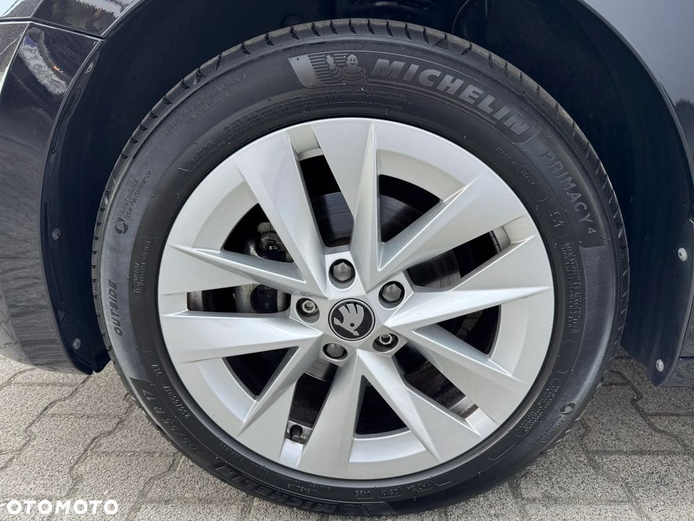 Skoda Octavia 1.5 TSI Selection - 11