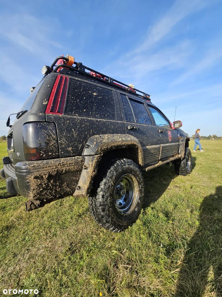 Jeep Grand Cherokee 5.2 Limited - 17