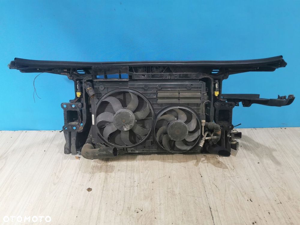 Audi A3 8P Lift 2.0 wzmocnienie pas belka chłodnice - 2