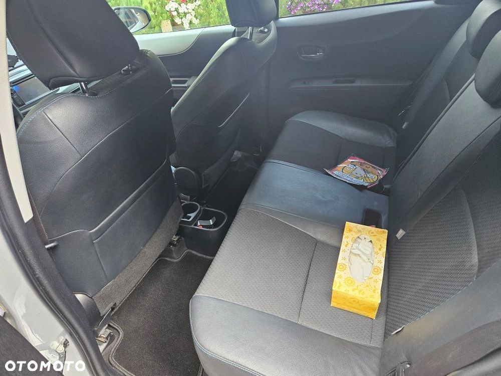 Toyota Yaris - 17