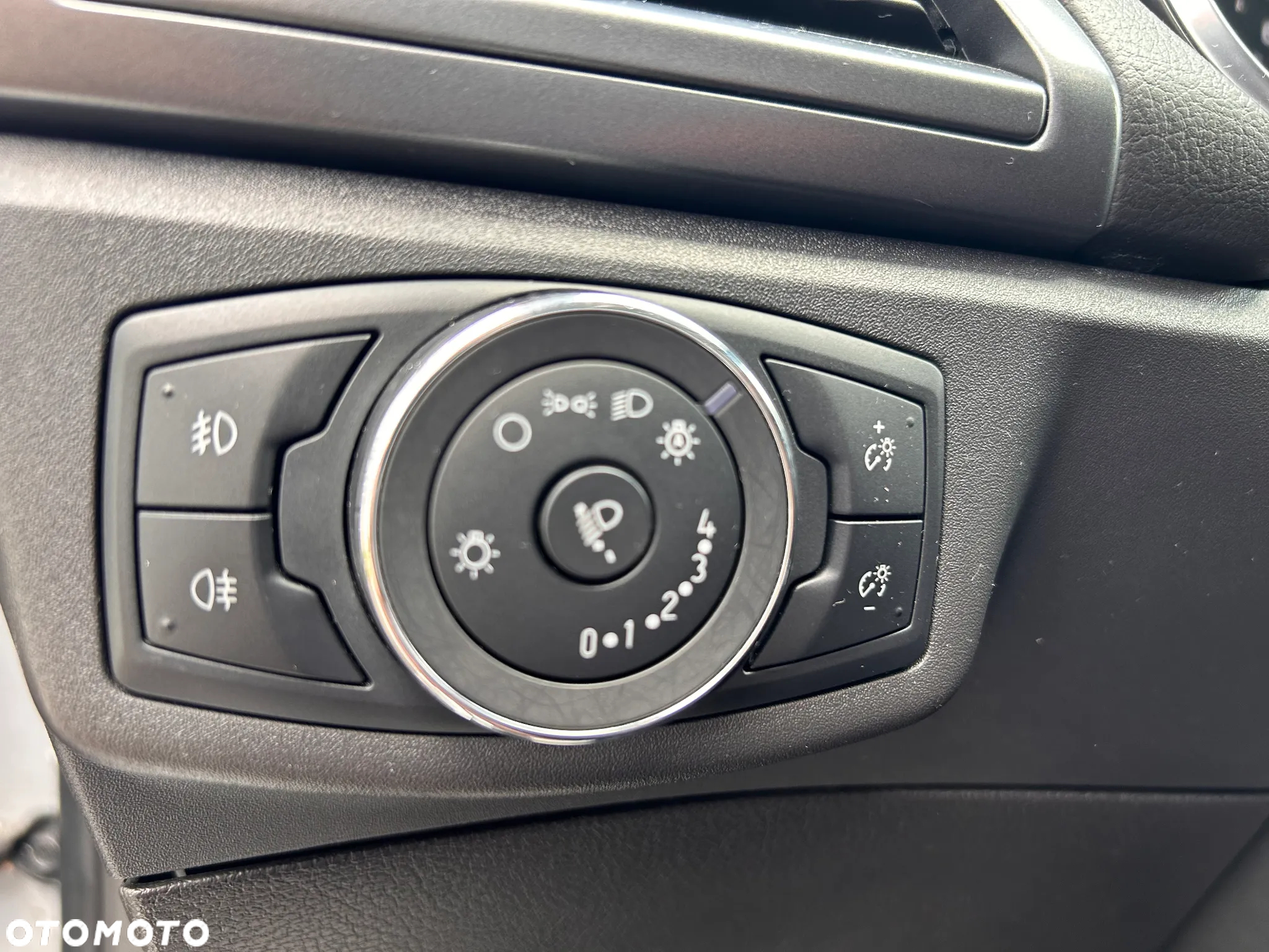 Ford Mondeo 2.0 TDCi Edition PowerShift - 29