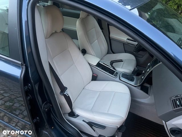 Volvo S40 1.6D DPF DRIVe Start/Stop Momentum - 10