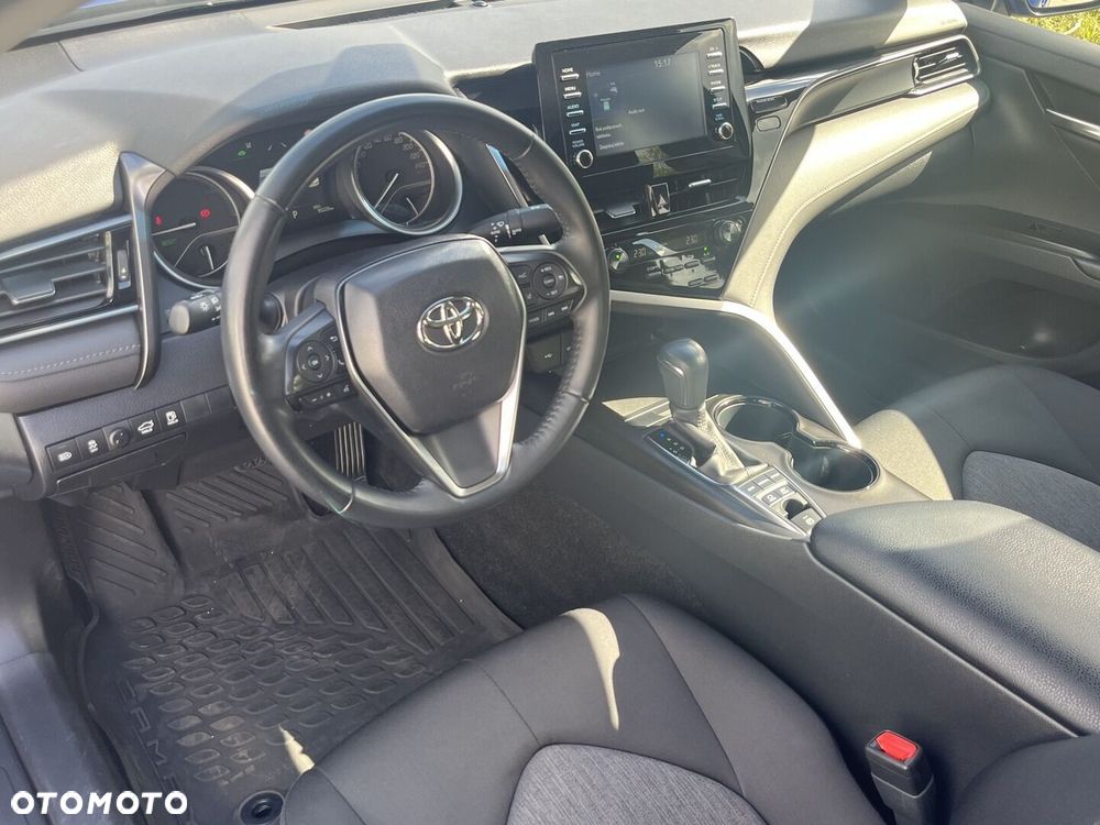 Toyota Camry 2.5 Hybrid Comfort CVT - 11