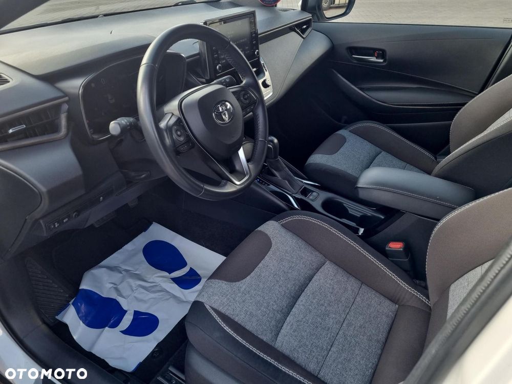 Toyota Corolla 2.0 Hybrid Trek - 14