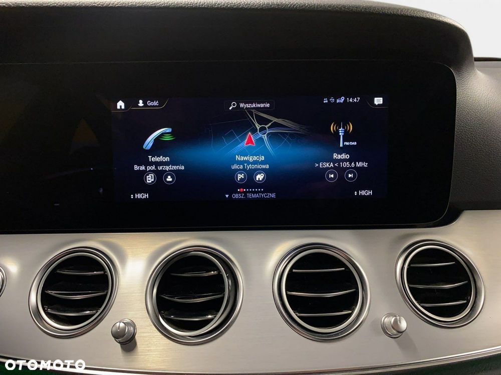 Mercedes-Benz Klasa E - 24