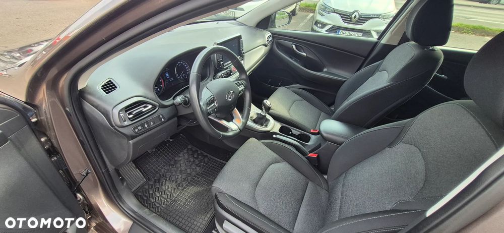 Hyundai i30 1.5 T-GDI 48V-Hybrid EDITION 30 - 9