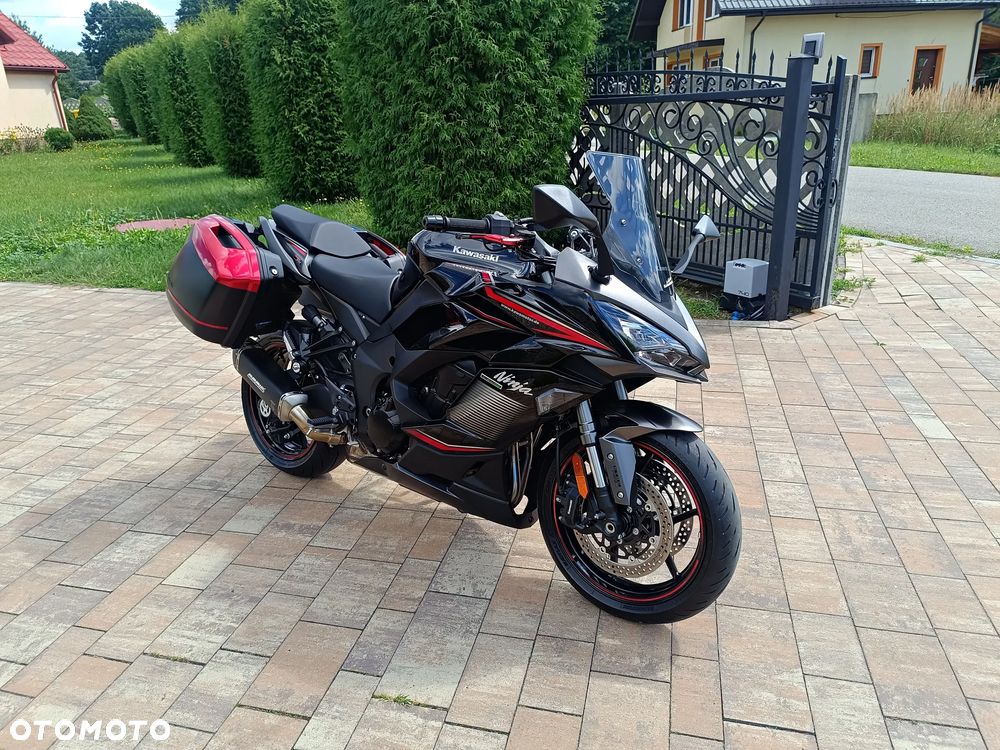 Kawasaki Ninja 1000 SX - 12