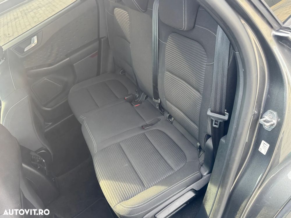 Ford Kuga 1.5 TDCi 2x4 Aut. Titanium - 22