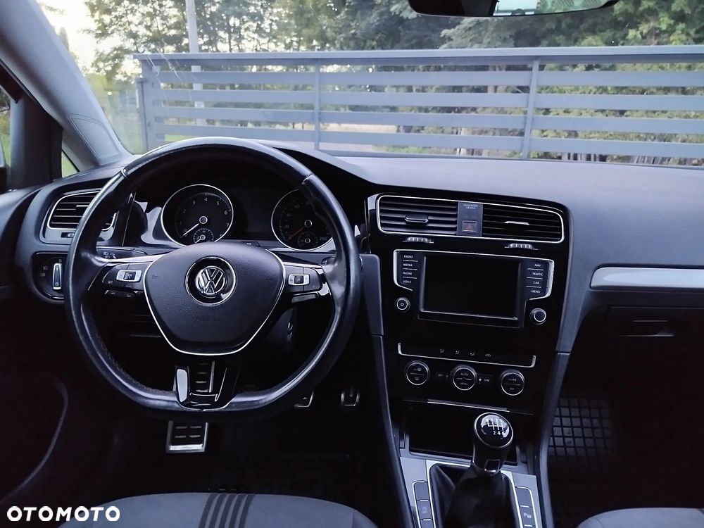 Volkswagen Golf VII 1.2 TSI BMT Comfortline - 5