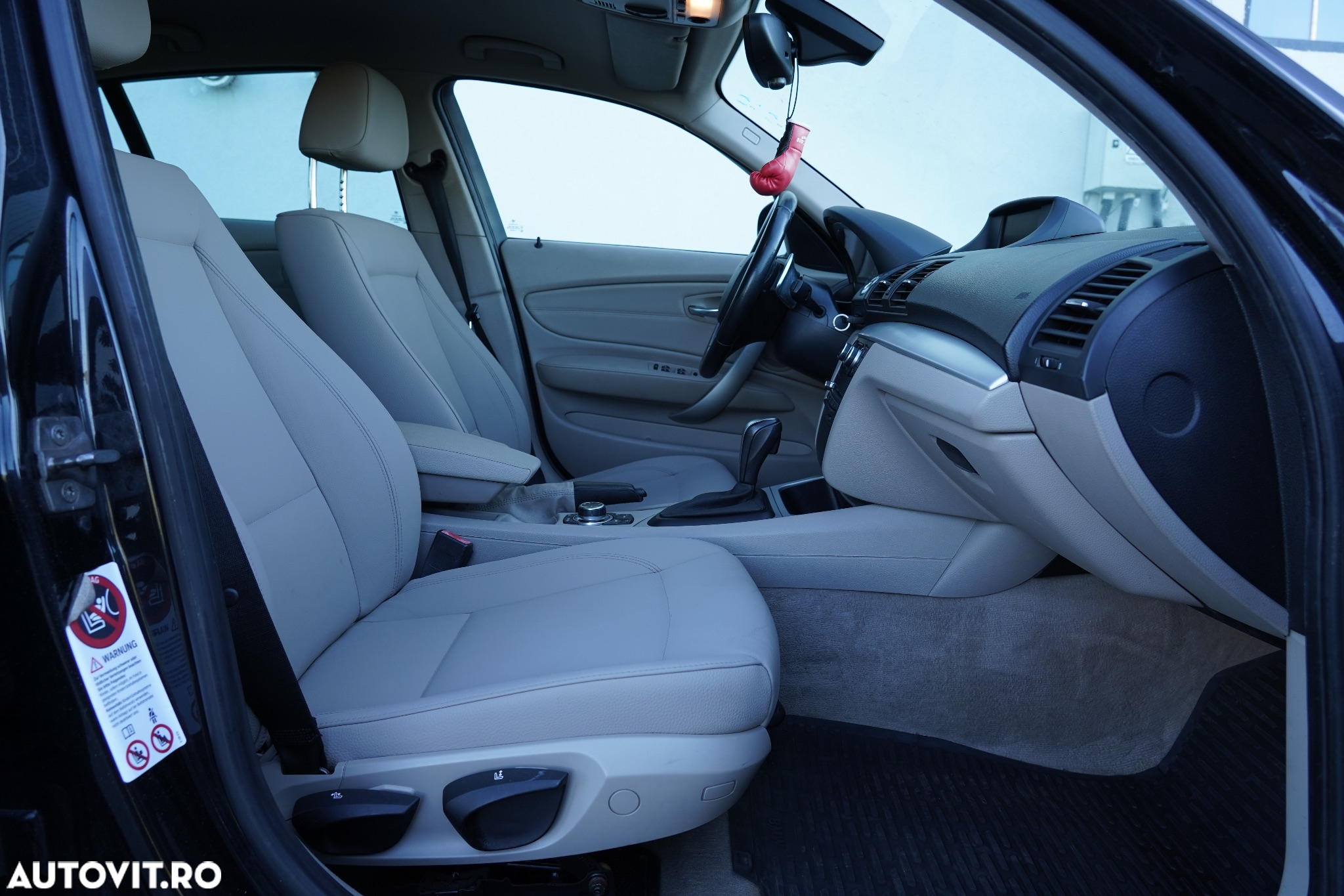 BMW Seria 1 123d DPF Aut. Edition Sport - 14
