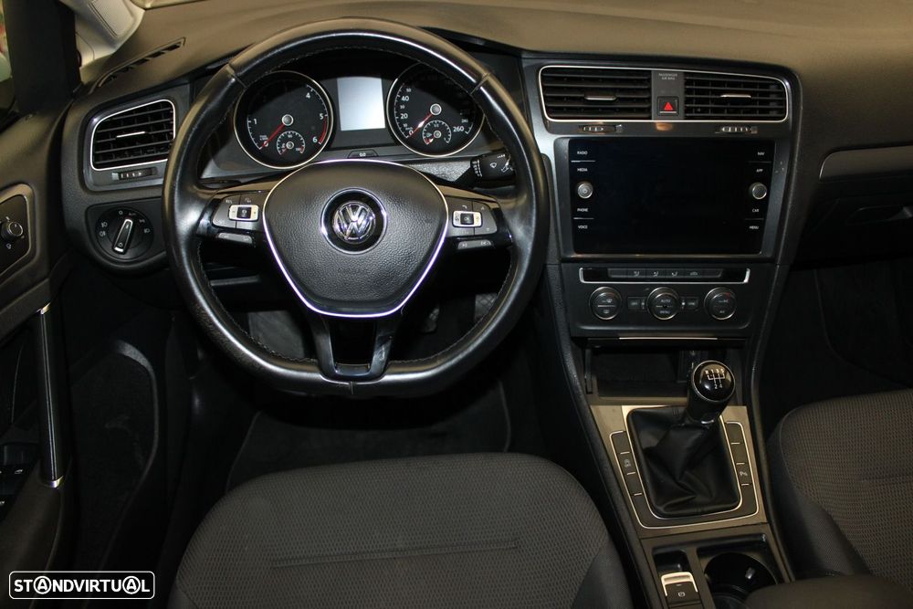 VW Golf Variant 1.6 TDi Confortline - 9