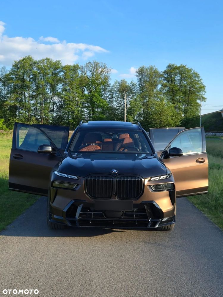 BMW X7 xDrive40d mHEV Individual Edition sport - 9