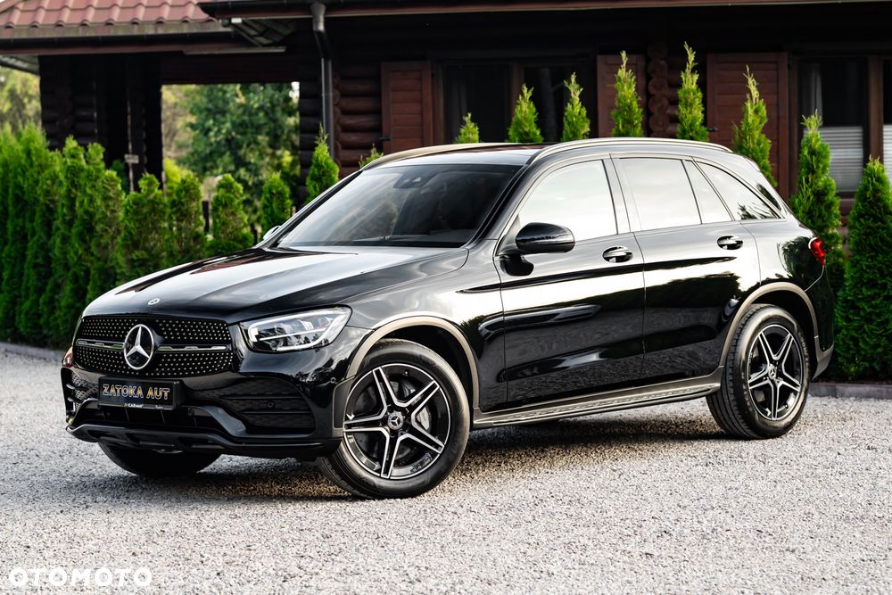 Mercedes-Benz GLC 220 d 4Matic 9G-TRONIC AMG Line - 3