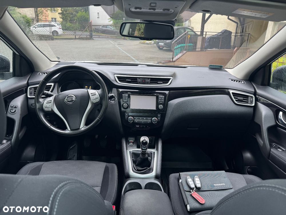 Nissan Qashqai 1.2 DIG-T Visia - 13