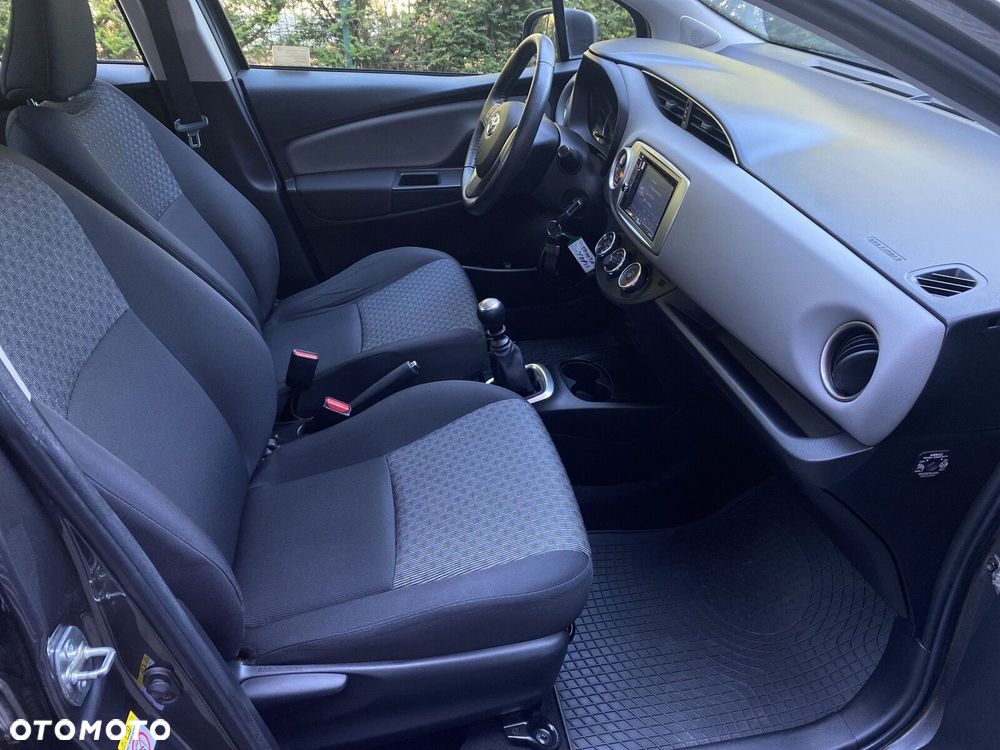 Toyota Yaris 1.33 Active EU6 - 23