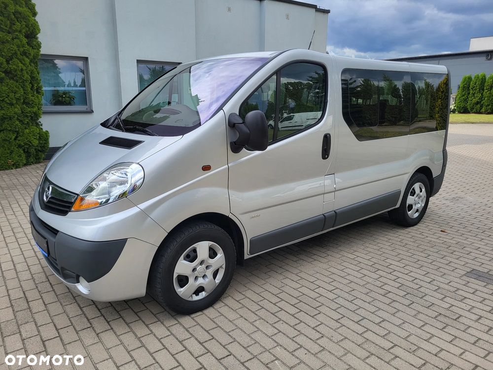 Opel Vivaro - 2