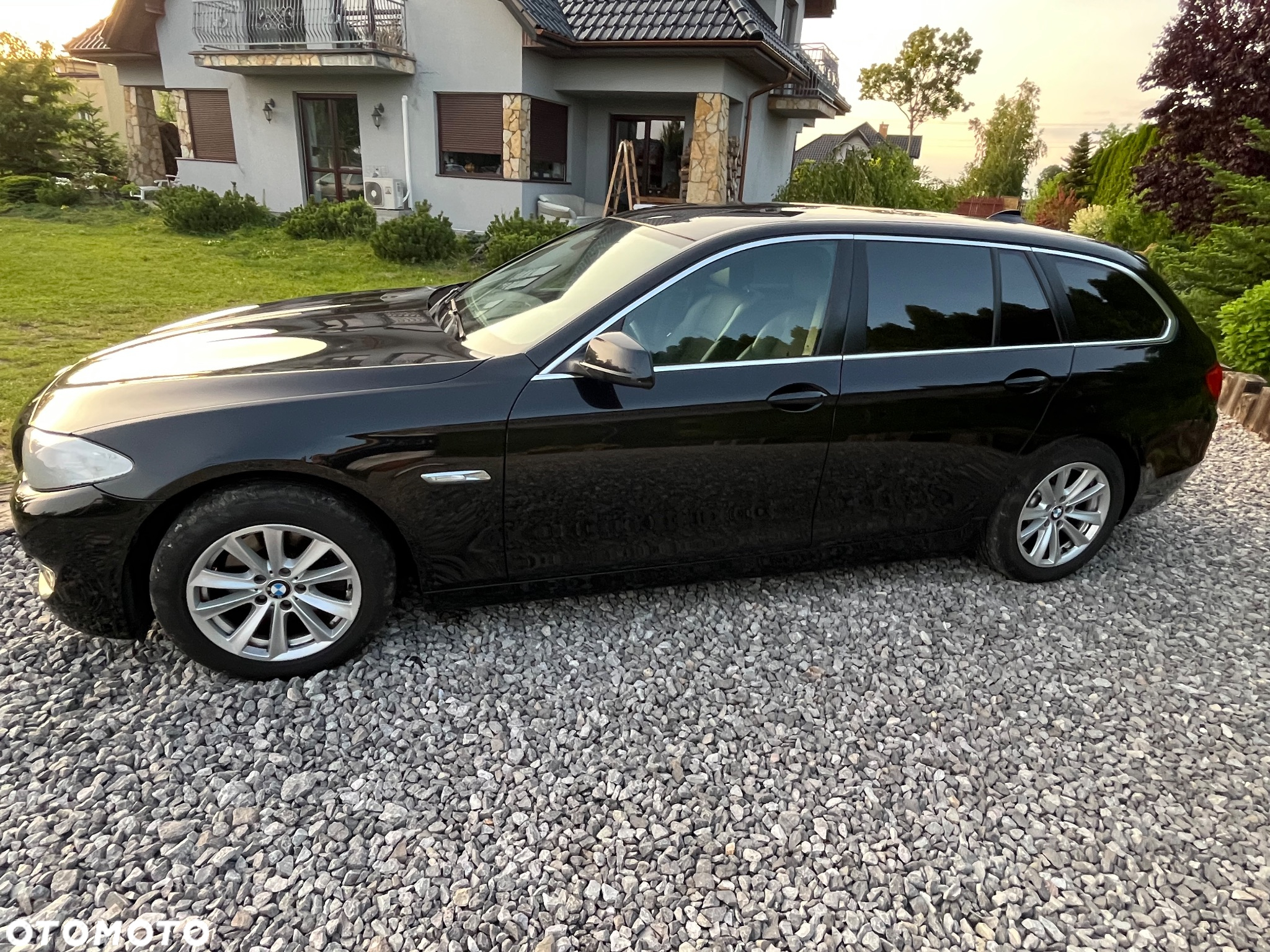 BMW Seria 5 520d Luxury Line - 4