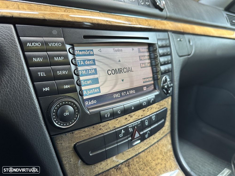 Mercedes-Benz E 220 CDI Avantgarde DPF - 25