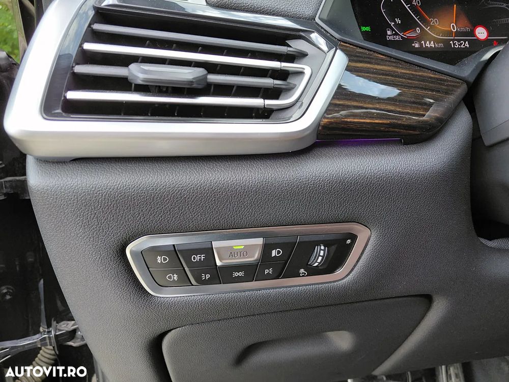 BMW X5 xDrive30d - 25