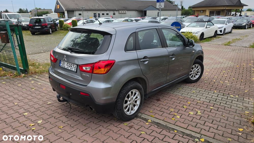 Mitsubishi ASX - 3