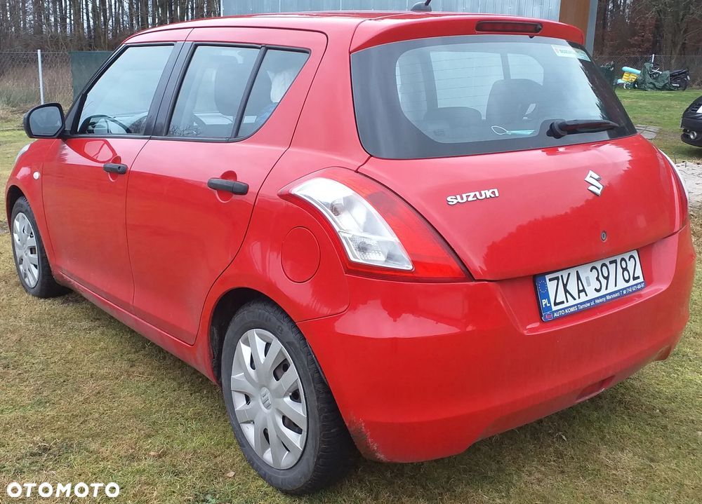 Suzuki Swift - 5